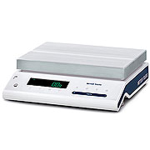 ME4002E電子分析天平，4200g，0.01g